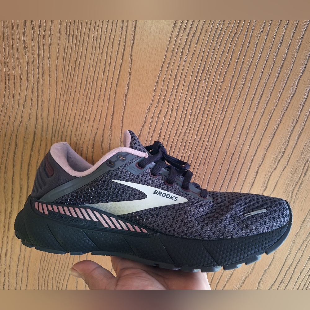 BROOKS Adrenaline GTS 22 For Women's Size 8.5 - Picture 3 of 10